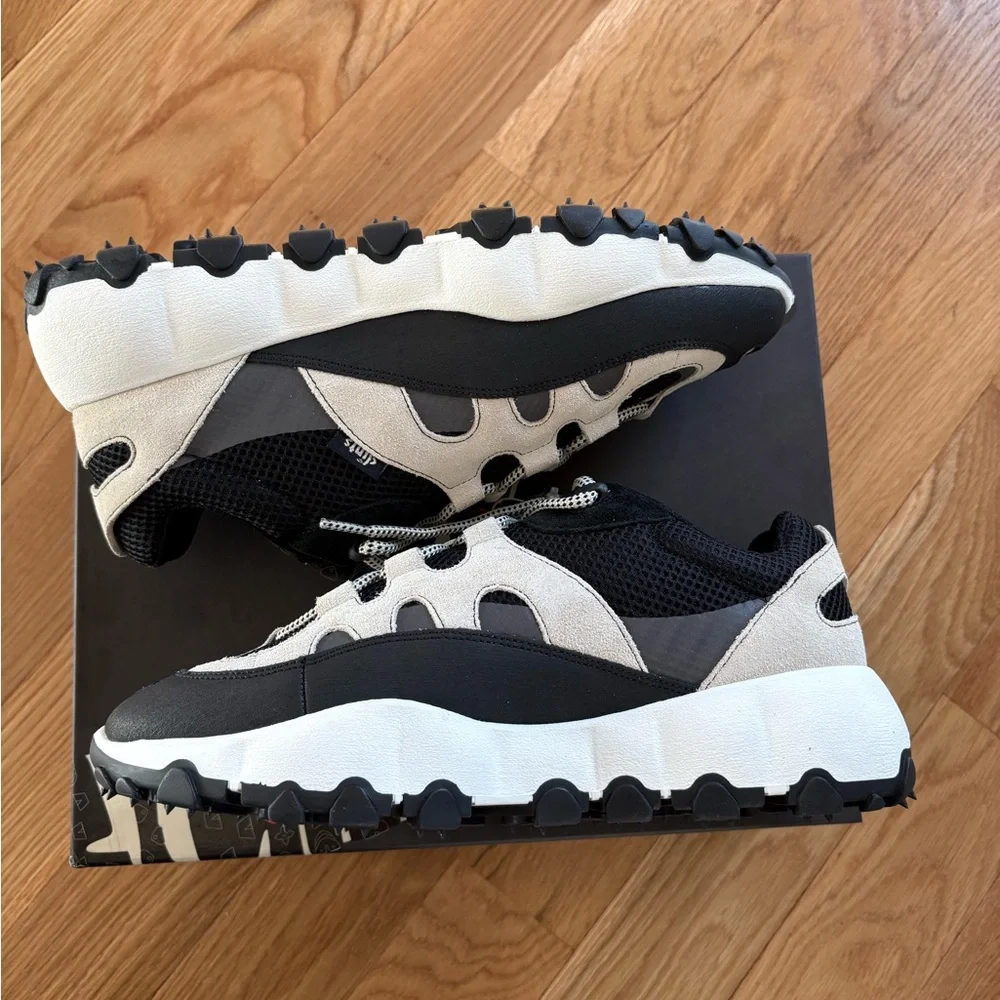 Clints Co TRL Footprint 2.0 Beige Black Low Top Sneakers Men’s Size US 10/ UK 9